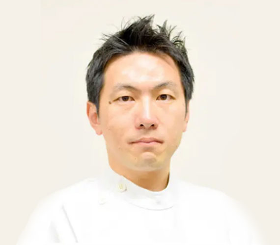 口腔外科・インプラント担当医 前原 隆